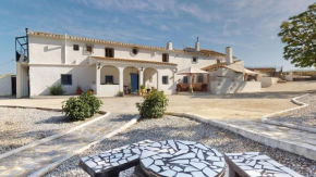 Casa Lucia, Caniles